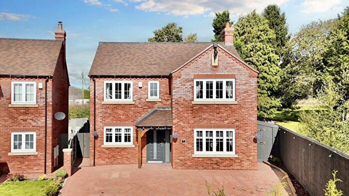 4 Bedroom Detached House For Sale In Spout Lane, Cheadle, ST10