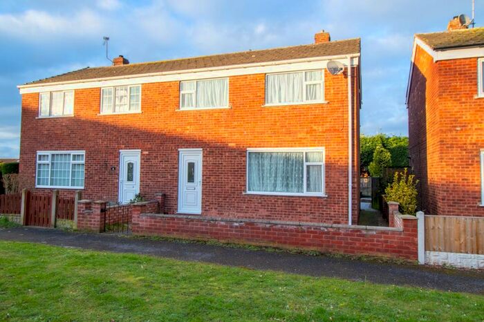 3 Bedroom Property To Rent In Canterbury Close, Worksop, S81