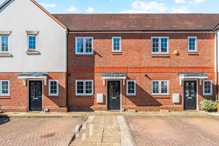 2 Bedroom Terraced House For Sale In Mortimer Crescent, Kings Park, St. Albans, AL3