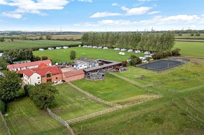 3 Bedroom Equestrian For Sale In Church Laneham, Retford, Nottinghamshire, DN22