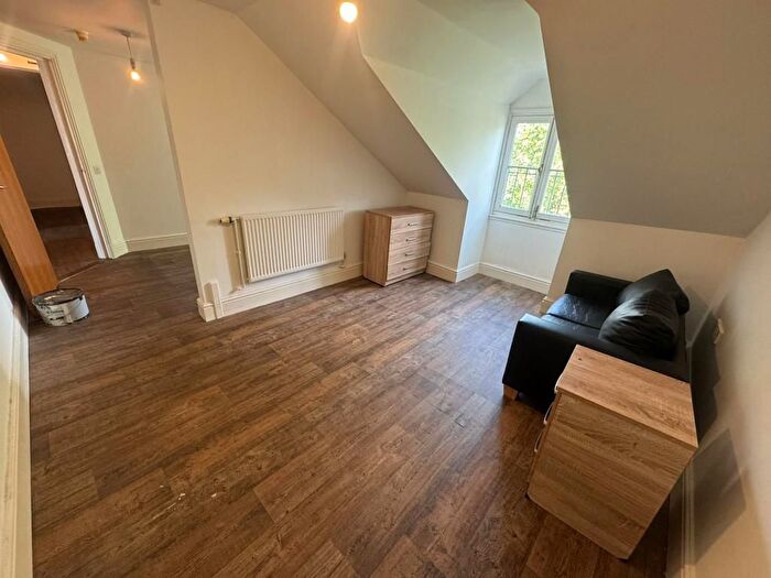 2 Bedroom Flat To Rent In F Wind Street, Swansea, SA1