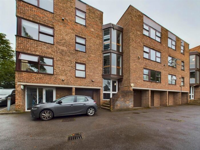 1 Bedroom Flat To Rent In Goodeve Park, Sneyd Park, Bristol, BS9