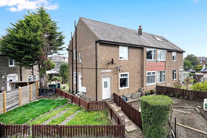 2 Bedroom Flat For Sale In Pilton Place, Edinburgh, EH5