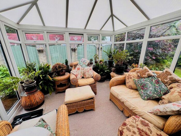 3 Bedroom Detached House For Sale In Gardden View, Ruabon, Wrexham, LL14