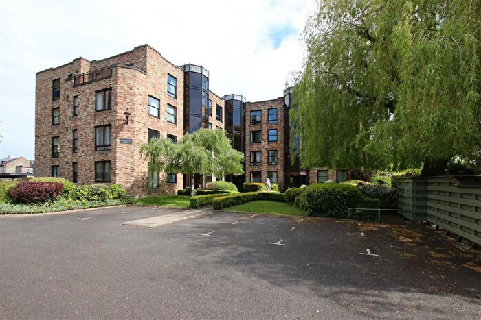 1 Bedroom Flat To Rent In Manhattan Drive, Cambridge, CB4