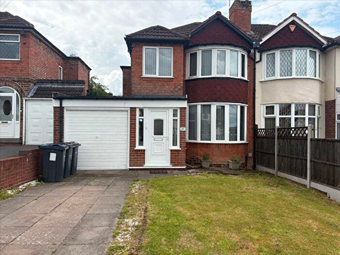 3 Bedroom Semi-Detached House To Rent In Mardon Road, Sheldon, B26