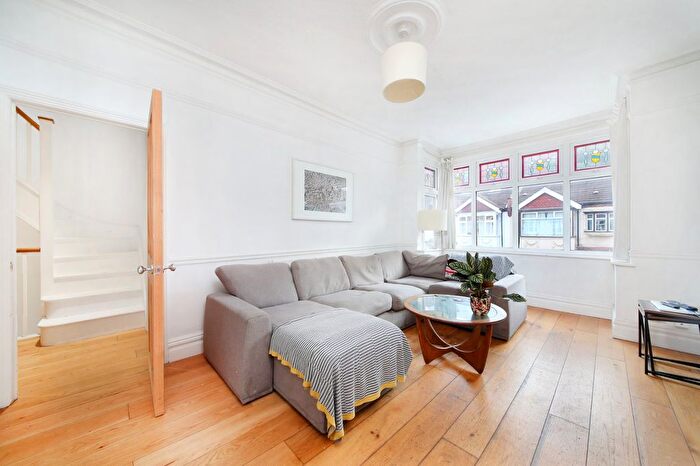 5 Bedroom Terraced House To Rent In Beverstone Road, Brixton, SW2