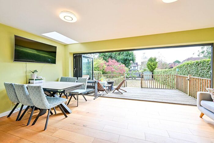 3 Bedroom Detached House For Sale In Raymond Crescent, Guildford, GU2