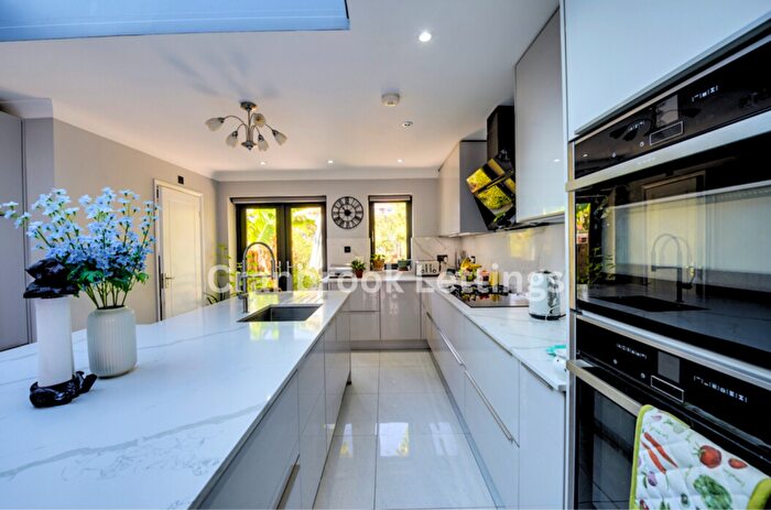 3 Bedroom Terraced House For Sale In Saltash Road, Hainault, IG6