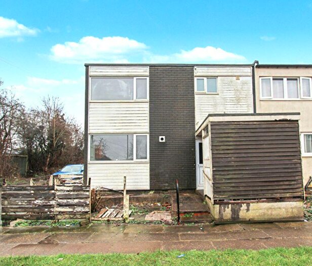 3 Bedroom Semi Detached House For Sale In Crossland Place, Sheffield, S12