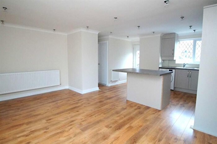 2 Bedroom Bungalow To Rent In High Bank Approach, Colton, Leeds, LS15