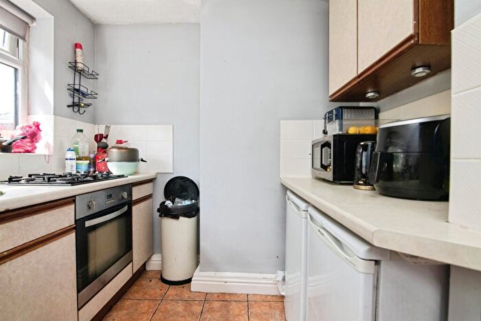 2 Bedroom Terraced House For Sale In Wilford Road, West Bromwich, B71