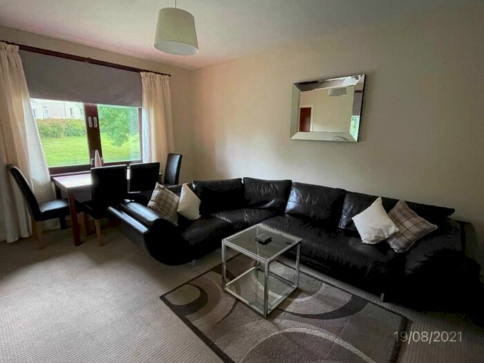 1 Bedroom Flat To Rent In Glenbervie Road, First Floor Left, Aberdeen AB11