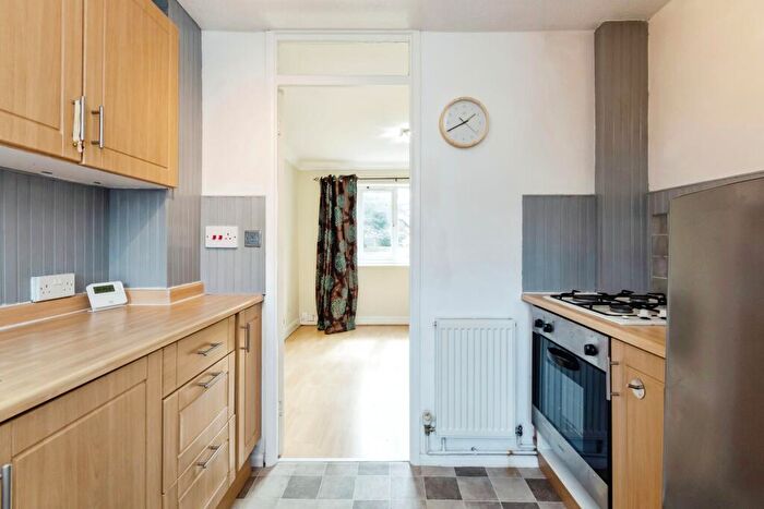 1 Bedroom End Of Terrace House For Sale In Kensington Gardens, Carlton, Nottingham, Nottinghamshire, NG4
