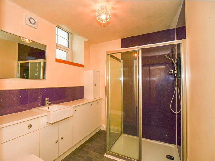 1 Bedroom Flat For Sale In Nithbank, Dumfries, DG1