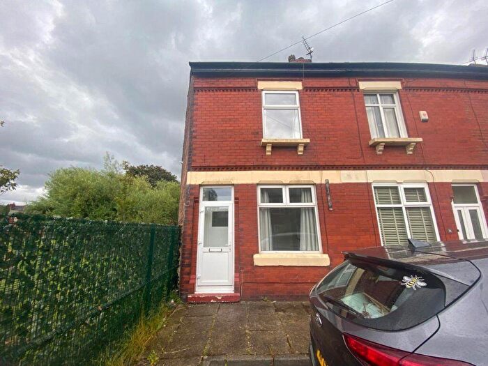 2 Bedroom Terraced House To Rent In James Street, Cheshire, M33