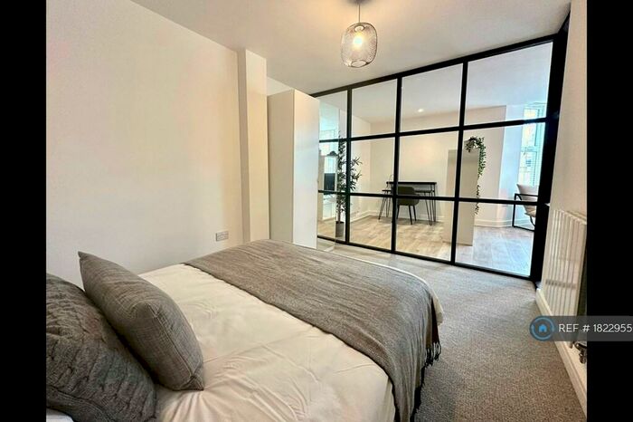 Studio To Rent In Warton Terrace, Newcastle Upon Tyne, NE6