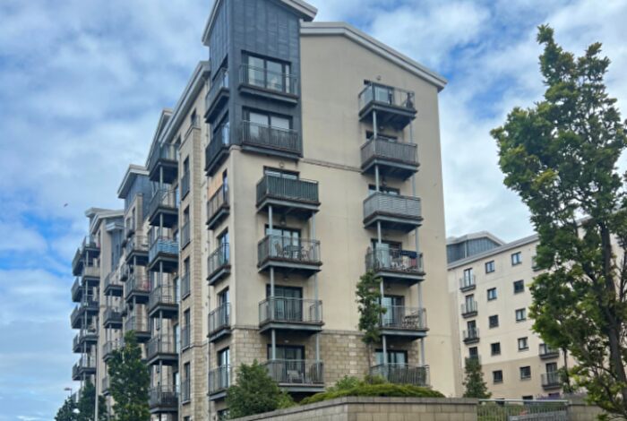 2 Bedroom Flat To Rent In , Merlin Avenue, EH5