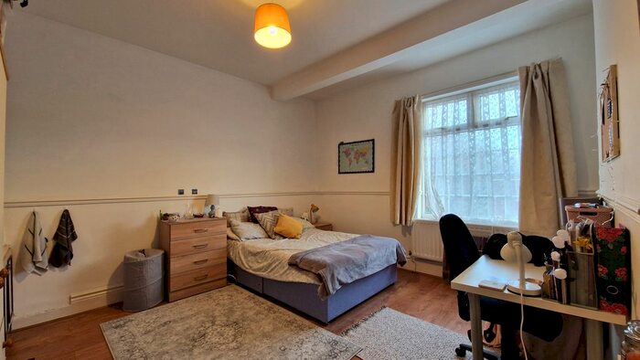 6 Bedroom Terraced House To Rent In Lynnwood Terrace, Newcastle Upon Tyne, Newcastle Upon Tyne, NE4