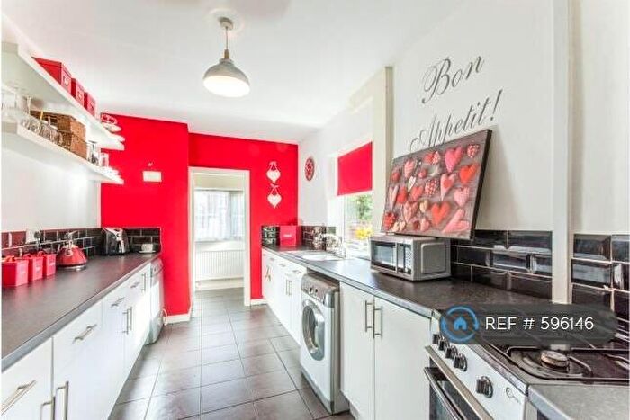 4 Bedroom Terraced House To Rent In Yarborough Terrace, Doncaster, DN5