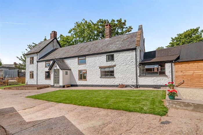 4 Bedroom Detached House For Sale In Clayhidon, Cullompton, EX15