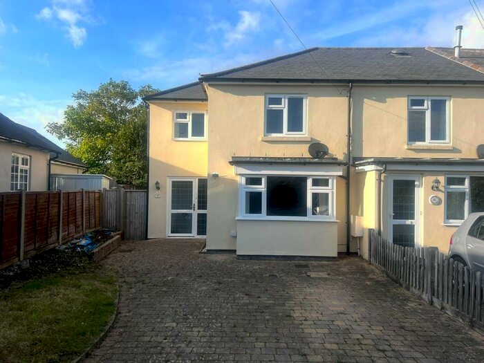 3 Bedroom House To Rent In Wannock Lane, Eastbourne, BN20