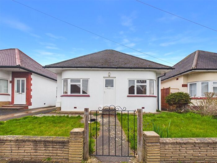 2 Bedroom Bungalow To Rent In Gladstone Avenue, Twickenham, TW2