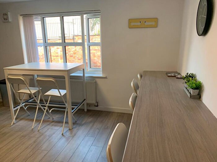 1 Bedroom House To Rent In Denison Street, Nottingham, NG7