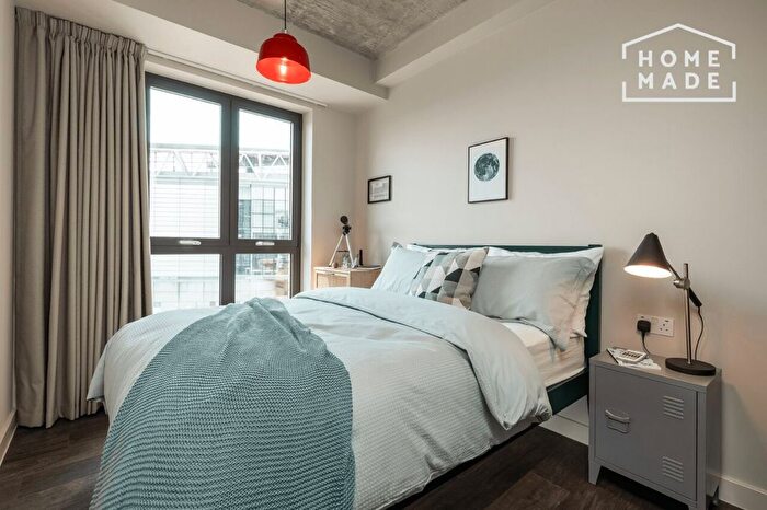 4 Bedroom Flat To Rent In The Robinson, Wembley, HA9