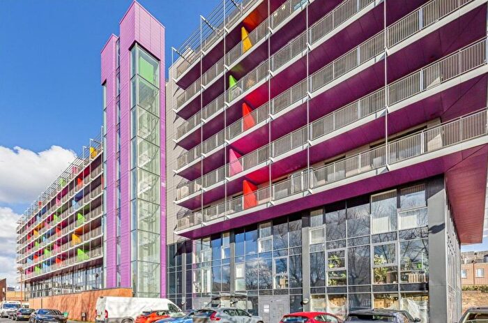 2 Bedroom Flat To Rent In Tinderbox House, Octavius Street, London, SE8