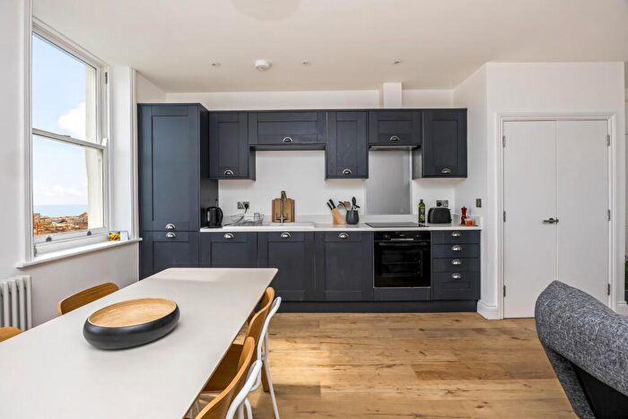 2 Bedroom Apartment For Sale In Buckingham Road, Brighton, BN1