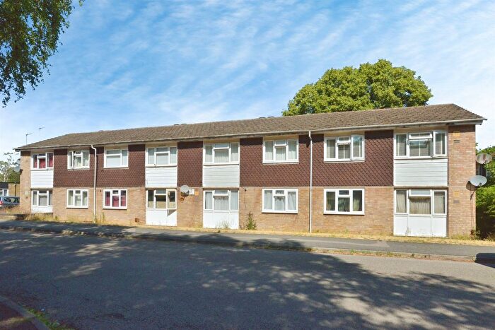 1 Bedroom Maisonette For Sale In Earls Willow, New Bradwell, Milton Keynes, MK13