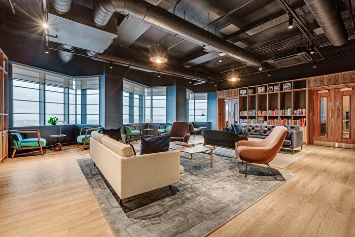 Studio To Rent In College Road, Croydon, CR0