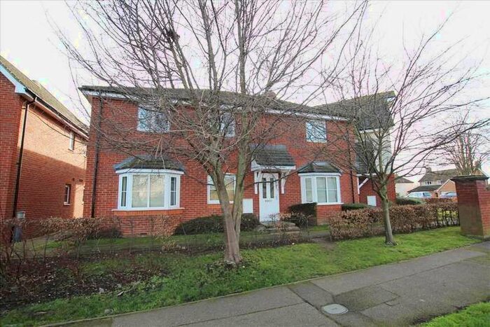 2 Bedroom Apartment To Rent In Chambers Way, Biggleswade, SG18