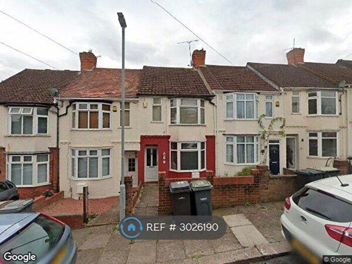 2 Bedroom Terraced House To Rent In Preston Gardens, Luton, LU2