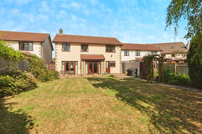 4 Bedroom Detached House For Sale In North Road, Yate, Bristol, BS37