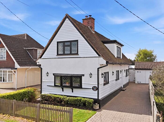 3 Bedroom Character Property For Sale In Tan House Lane, Navestockside, Brentwood, CM14