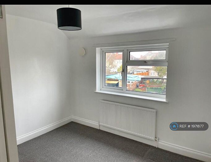 3 Bedroom Terraced House To Rent In Beam Avenue, Dagenham Essex, RM10