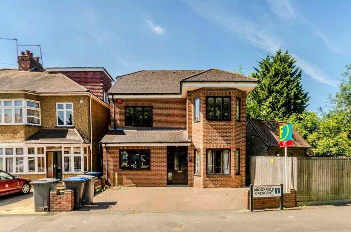 5 Bedroom Detached House To Rent In Brookfield Crescent, Kenton, Harrow, HA3