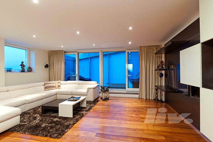 3 Bedroom Penthouse To Rent In Visage Apartments, Winchester Road, Swiss Cottage, NW3