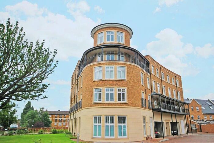 2 Bedroom Flat To Rent In Jefferson Place Bromley, BR2