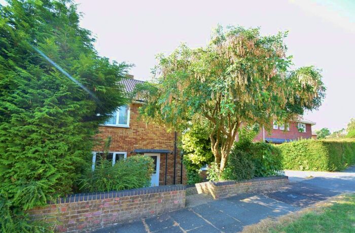 4 Bedroom Semi-Detached House To Rent In Stanmore, SO22