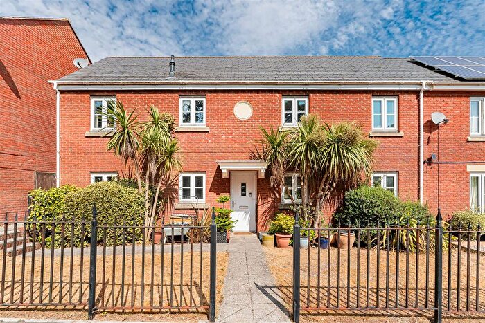 2 Bedroom Detached House For Sale In Digby Drive, Kings Heath, Exeter, EX2
