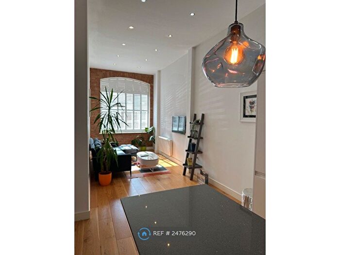 1 Bedroom Flat To Rent In Queens Row, London, SE17