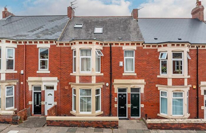 2 Bedroom Flat For Sale In Addycombe Terrace, Heaton, NE6
