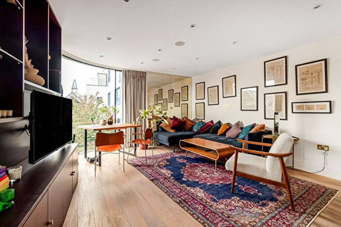 2 Bedroom Flat To Rent In Regent Street, London, NW10