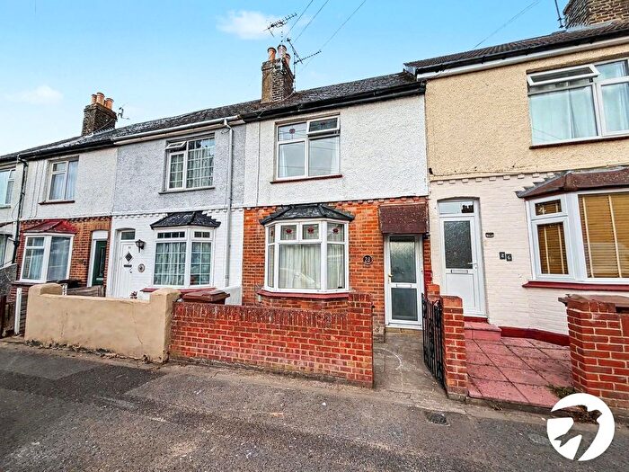 2 Bedroom Terraced House To Rent In Maple Avenue, Gillingham, Kent, ME7