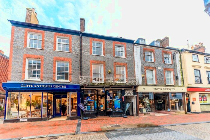 4 Bedroom Flat To Rent In Cliffe High Street + Parking Space, Lewes, East Sussex, BN7