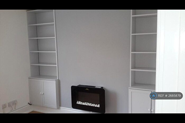 1 Bedroom Flat To Rent In Consulate House, Southampton, SO14