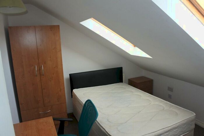 1 Bedroom Terraced House To Rent In Windsor Avenue, Gateshead, NE8